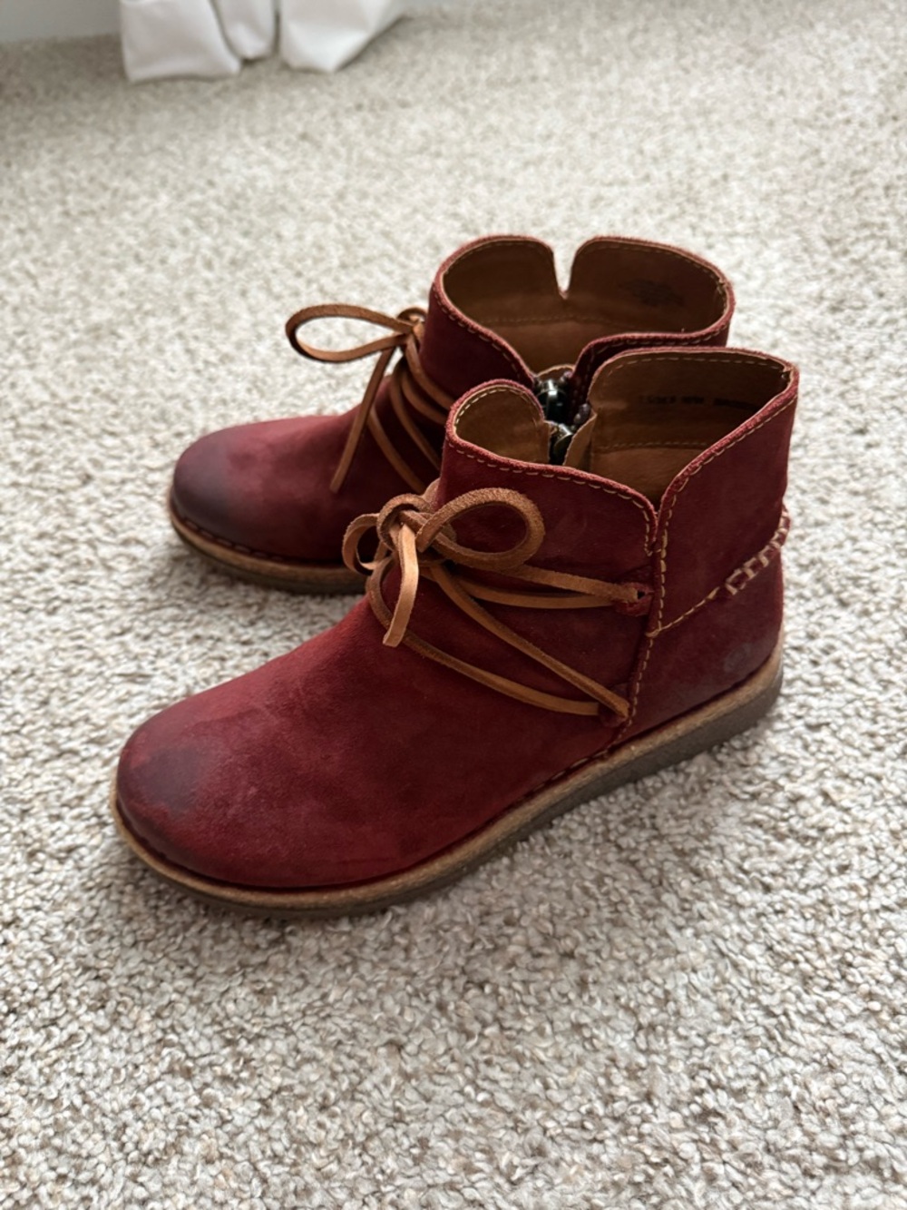 Born Women’s Red Suede Lace-Up Ankle Boots - Picture 4 of 8